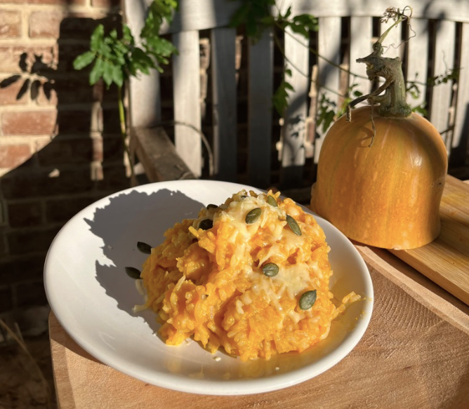 Creamy pumpkin risotto with cheese 🎃